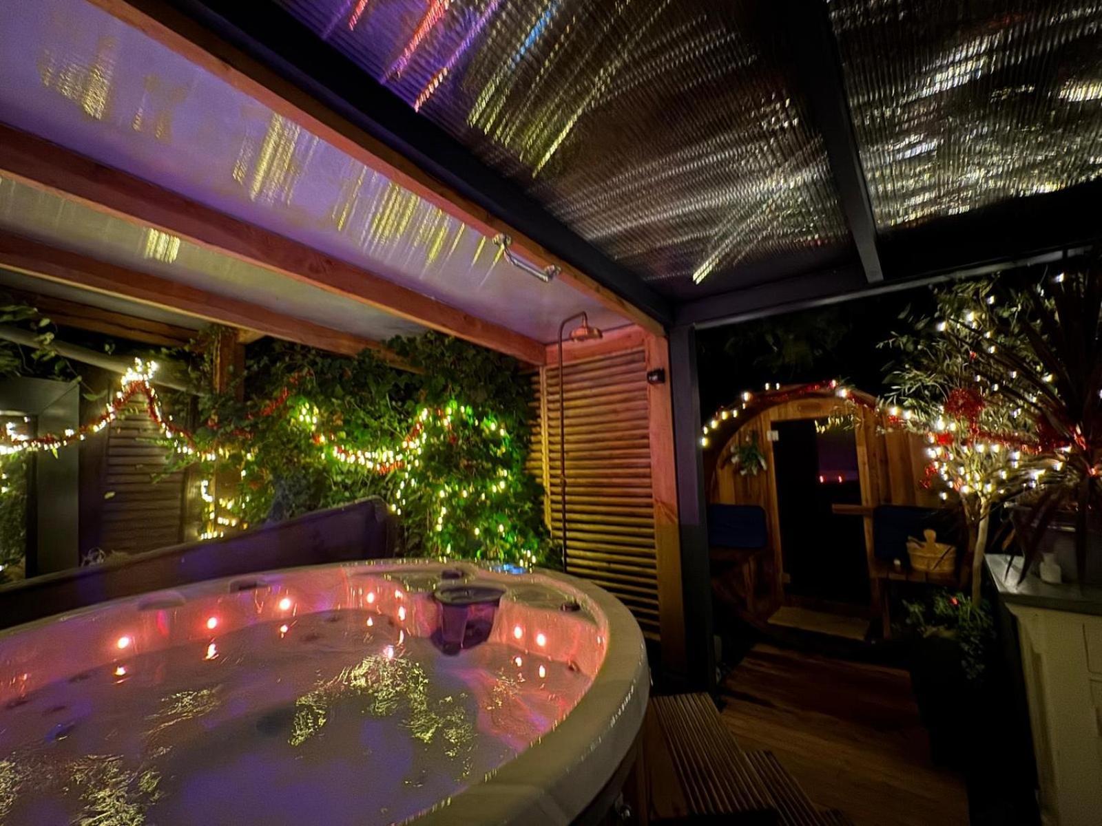 Romantisch Wellness Appartement Met Prive Hottub Sauna Gamesroom Den Ham ภายนอก รูปภาพ