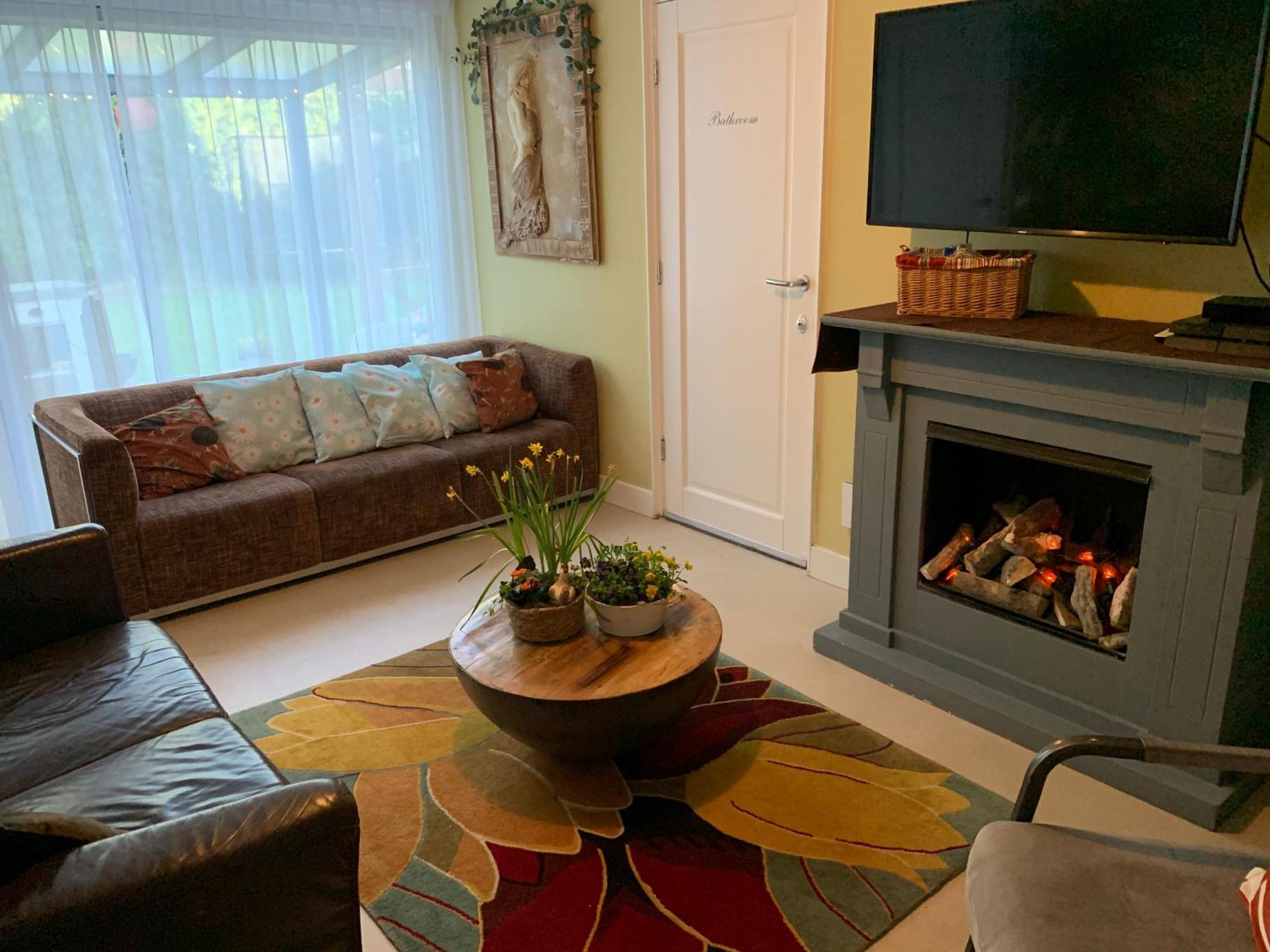 Romantisch Wellness Appartement Met Prive Hottub Sauna Gamesroom Den Ham ภายนอก รูปภาพ